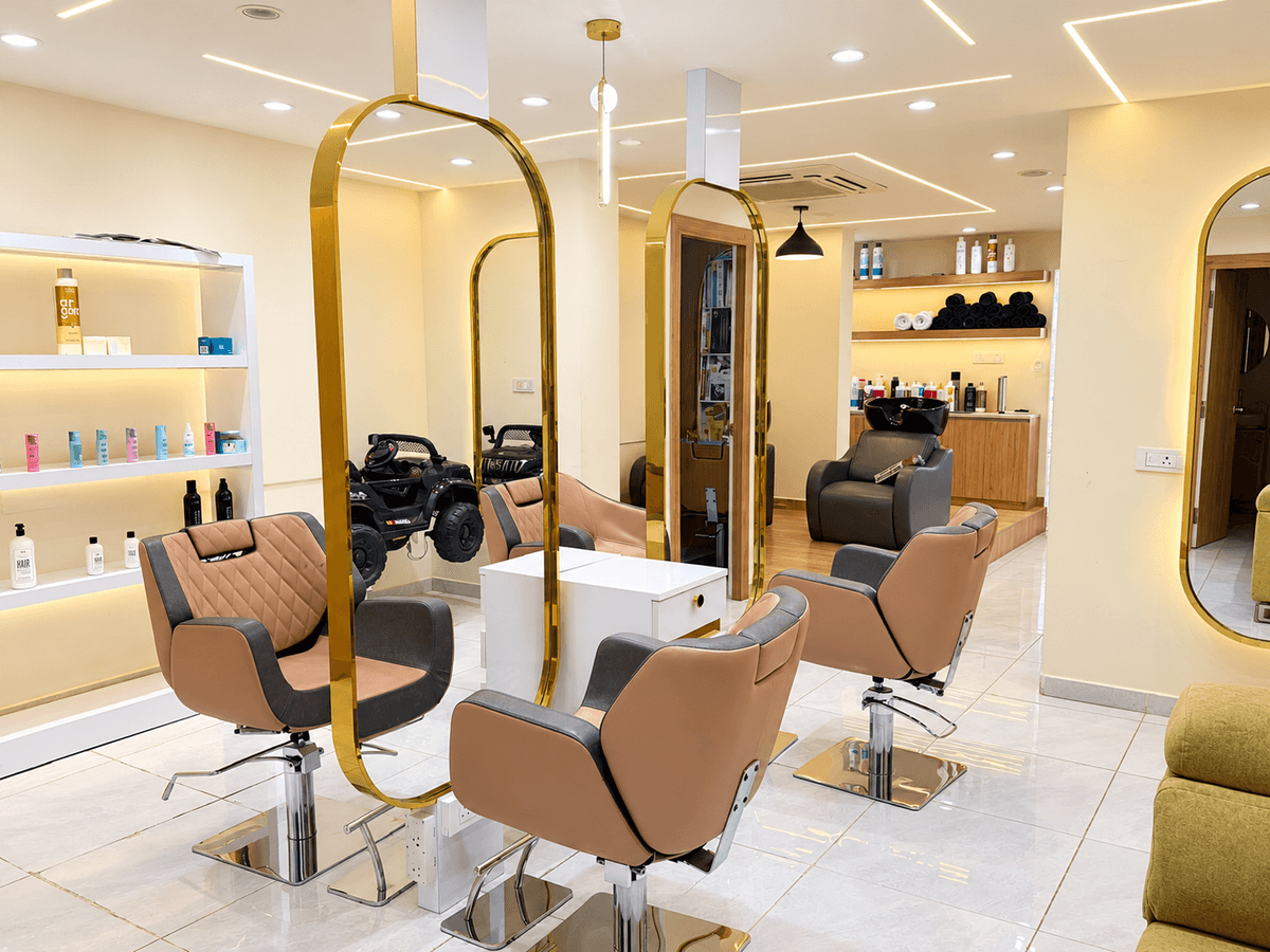 Salon interior